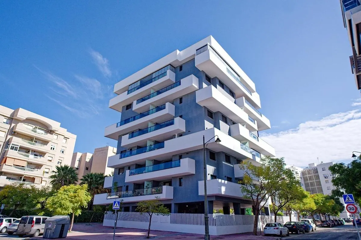 Charming 2 Bedroom Flat In Estepona