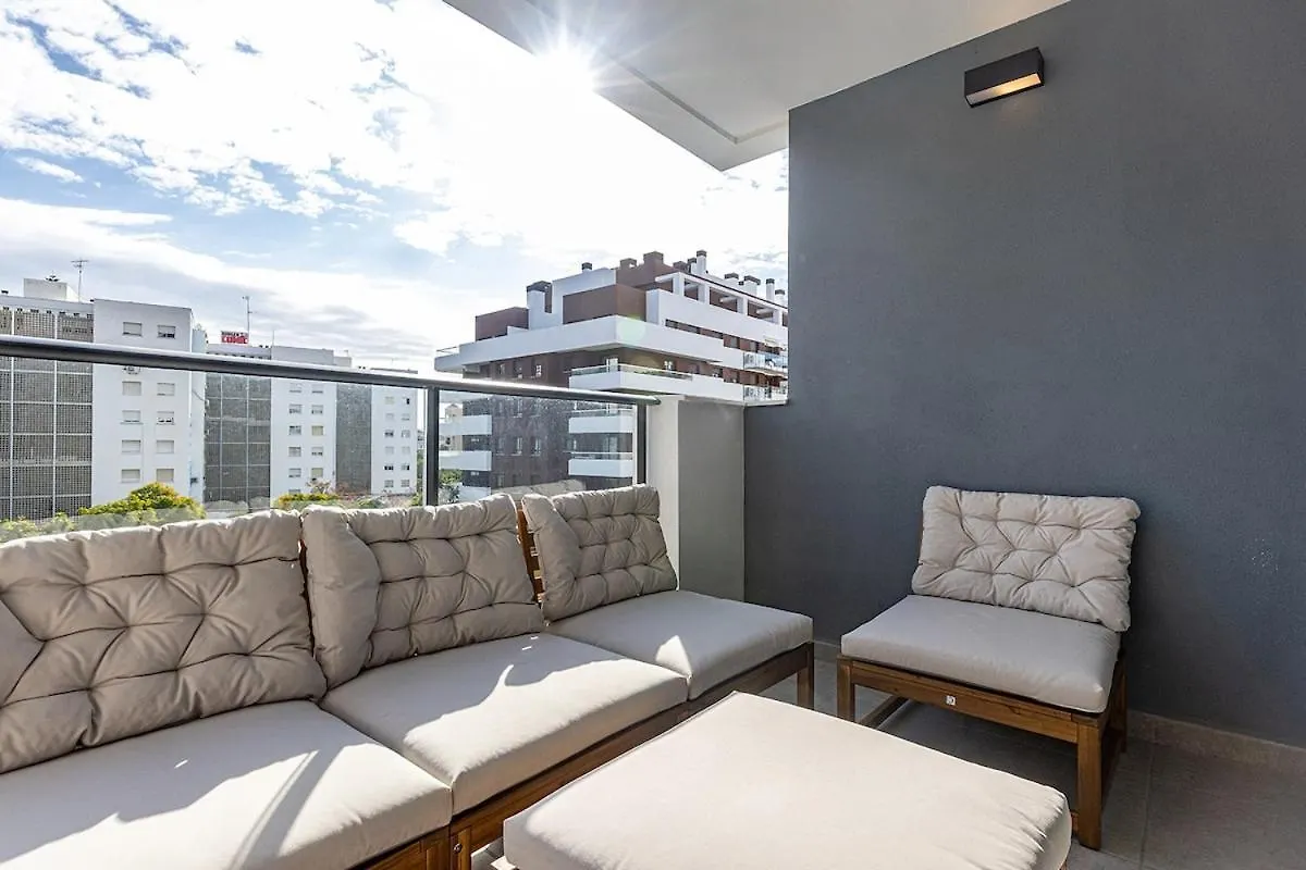 Charming 2 Bedroom Flat In Estepona Apartment