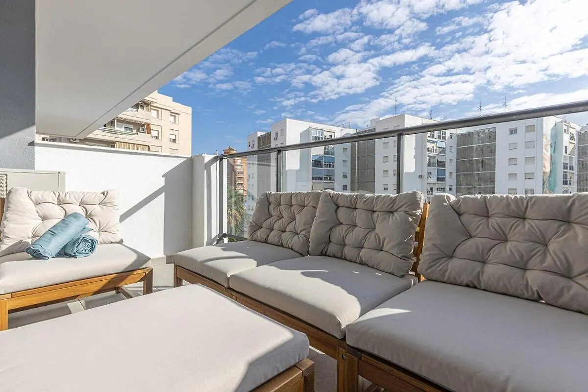Charming 2 Bedroom Flat In Estepona Spain