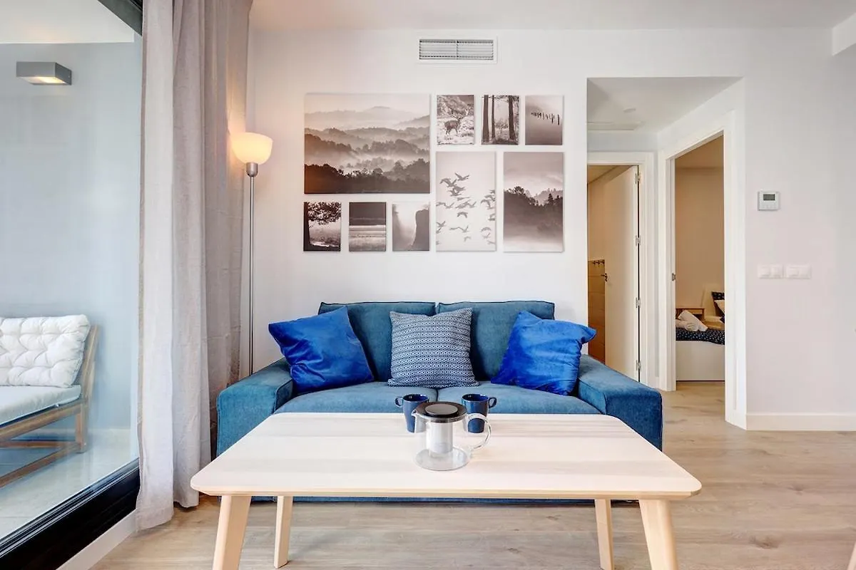 Charming 2 Bedroom Flat In Estepona